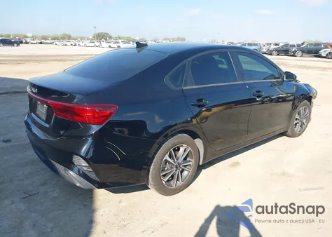 2024 Kia Forte Lxs из США, поврежденный, VIN 3KPF24AD6RE837675